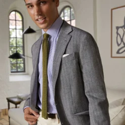 Kincaid No. 4 Jacket In Navy/Bone Escorial Herringbone 9 Kincaid No. 4 Jacket In Navy/Bone Escorial Herringbone -Garbiera Sales Store M HOLIDAY 23 CATALOG PDP 16 S71693