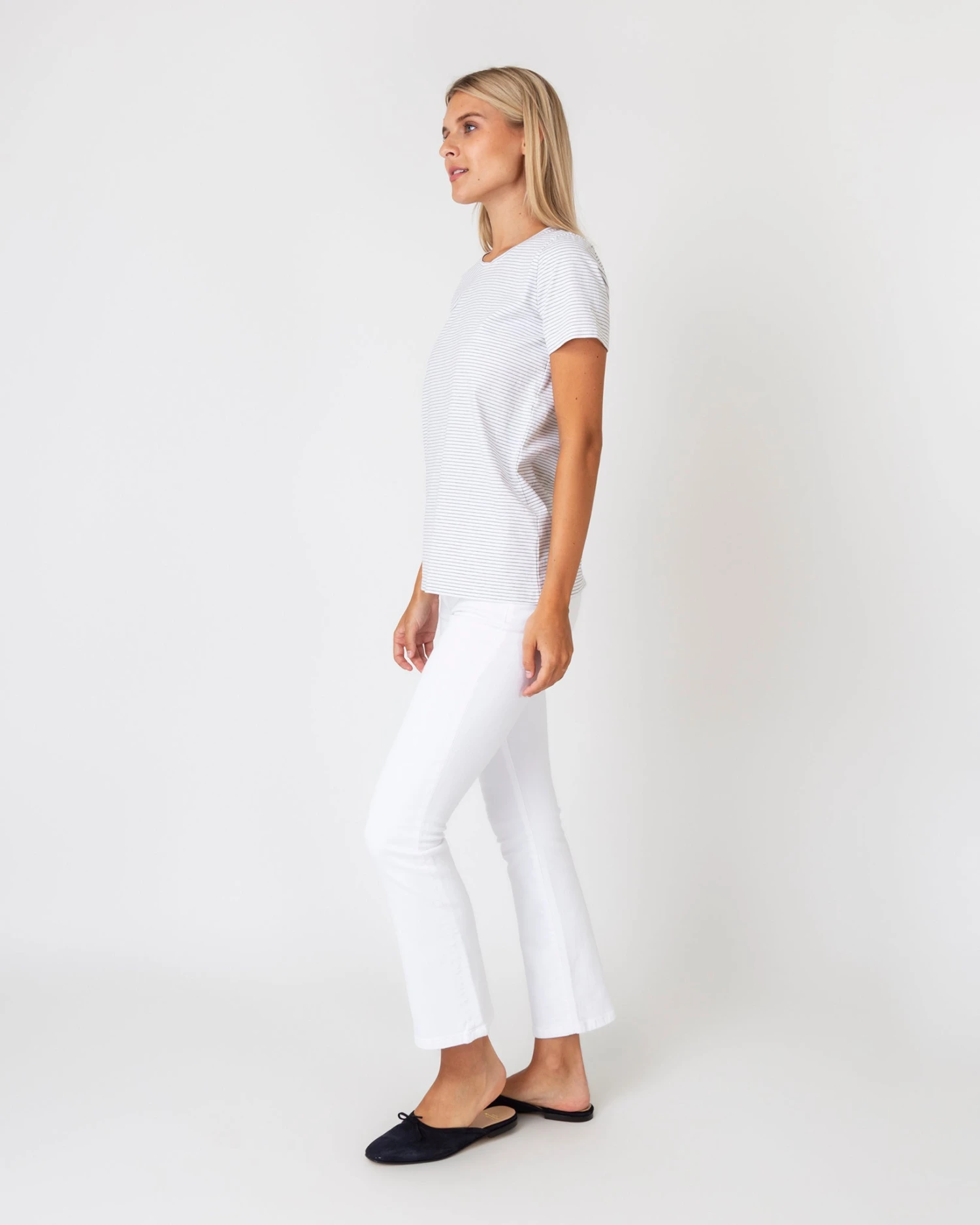 Short-Sleeved Relaxed Tee In White/Heather Grey Stripe Jersey 6 Short-Sleeved Relaxed Tee In White/Heather Grey Stripe Jersey - Image 4