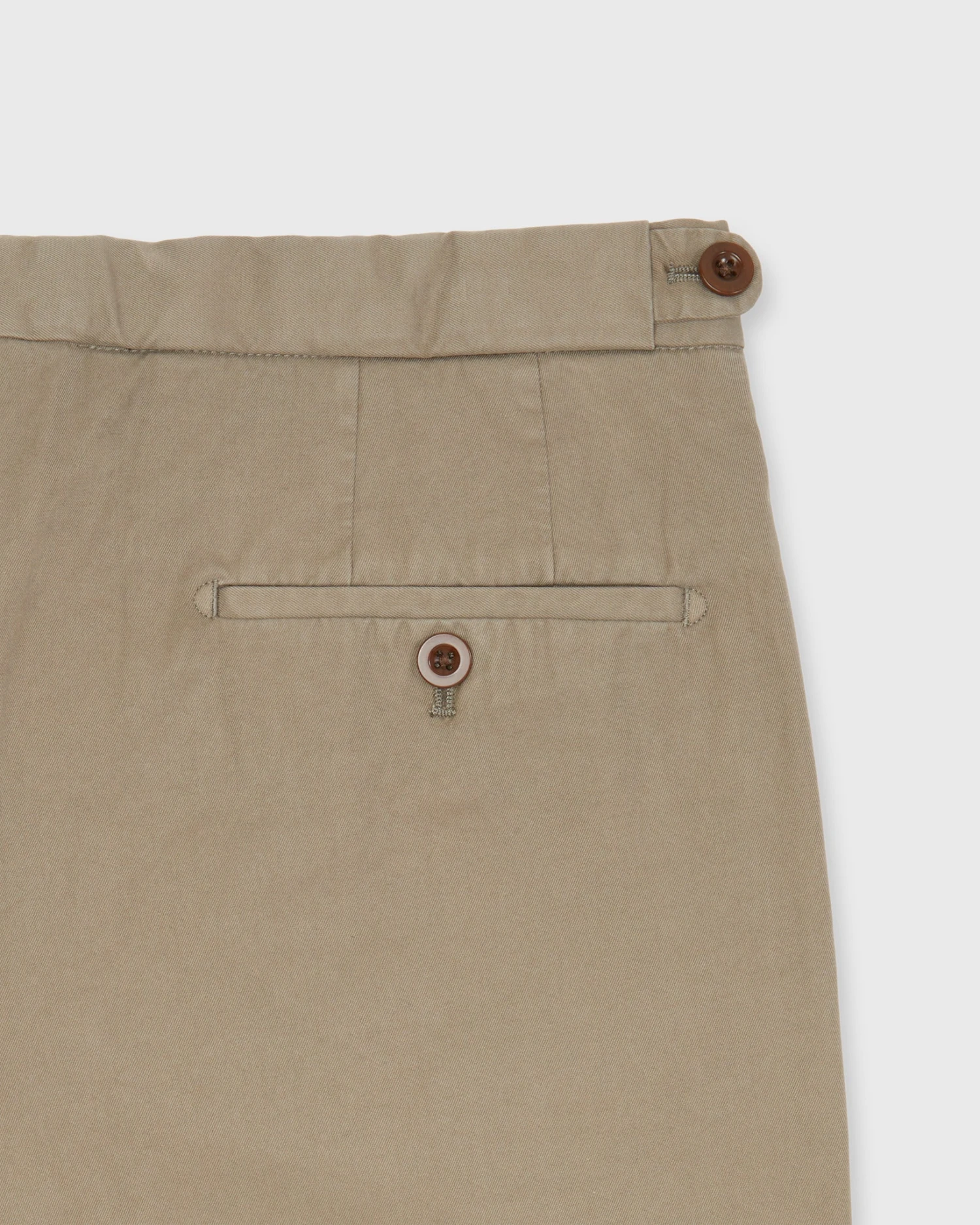 Garment-Dyed Pleated Sport Trouser In Mushroom Lightweight Twill 5 Garment-Dyed Pleated Sport Trouser In Mushroom Lightweight Twill - Image 3